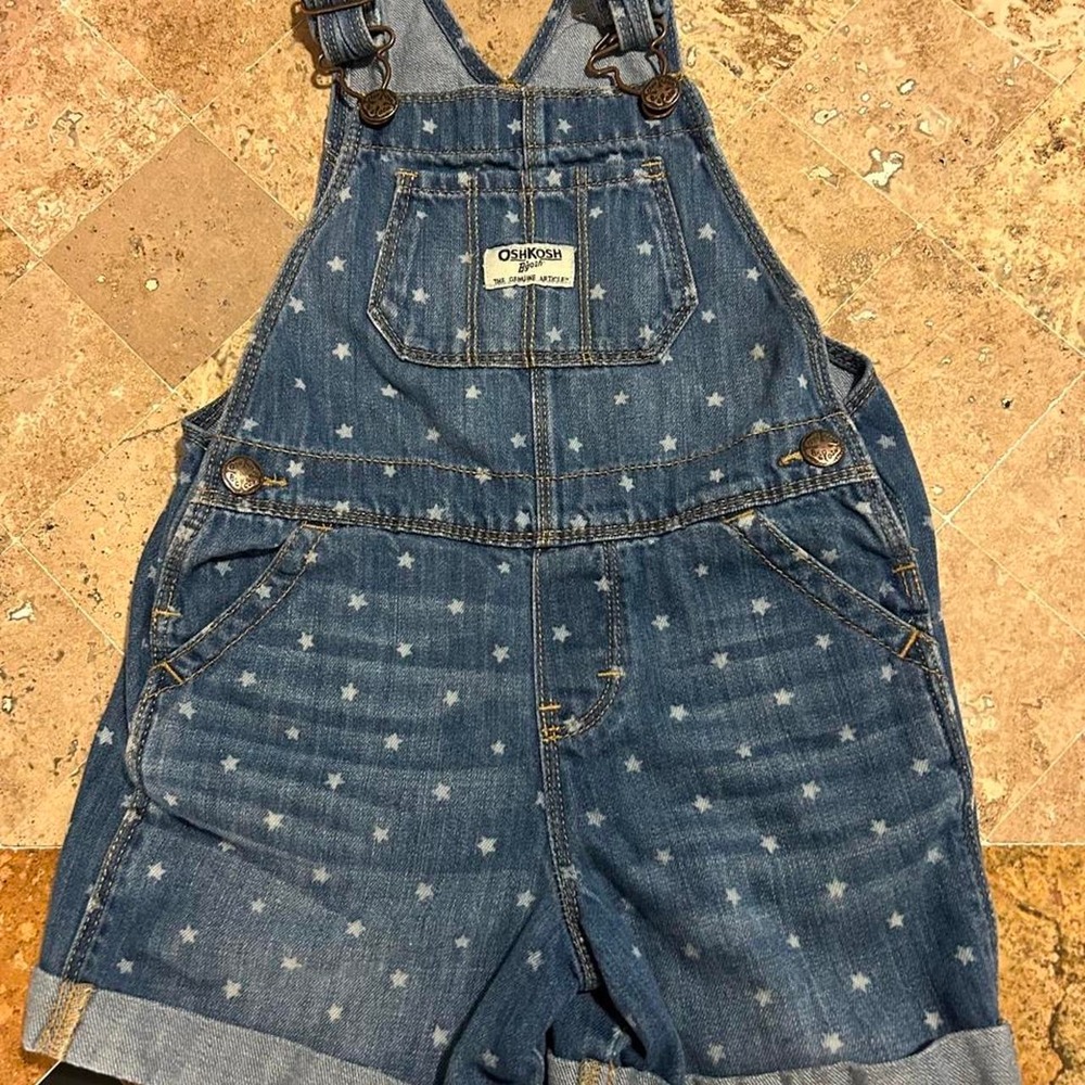 OshKosh B'gosh Vestbak denim shortalls in toddler 4t